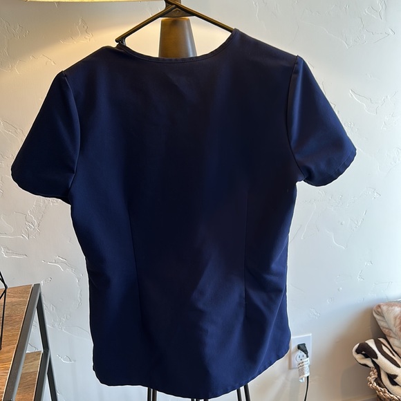 Figs Catarina Scrub Top - Picture 4 of 5